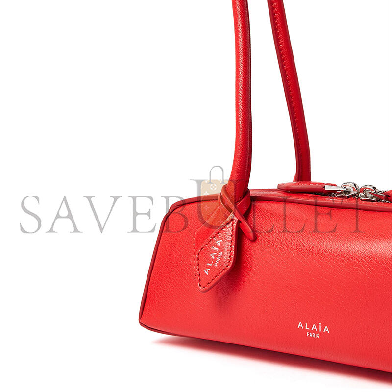 ALAÏA SMALL LE TECKEL SHOULDER BAG IN LEATHER (27*9*8cm) 